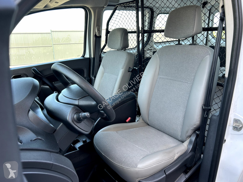 Véhicule utilitaire Renault Maxi Grand Volume...