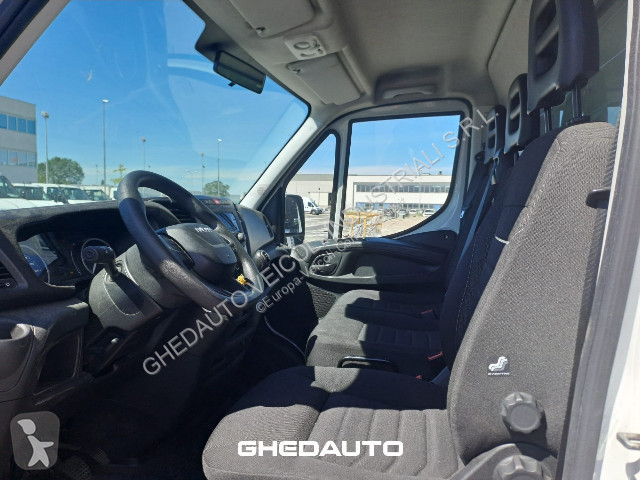 Veicolo commerciale Iveco Daily 35C14H BOX +...