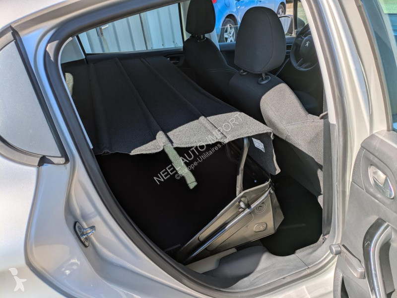 Véhicule utilitaire Peugeot 208 AFFAIRE 1.6...