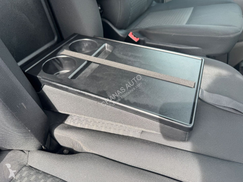 Véhicule utilitaire Ford 320 L1H1 2.0 TDCi 130...