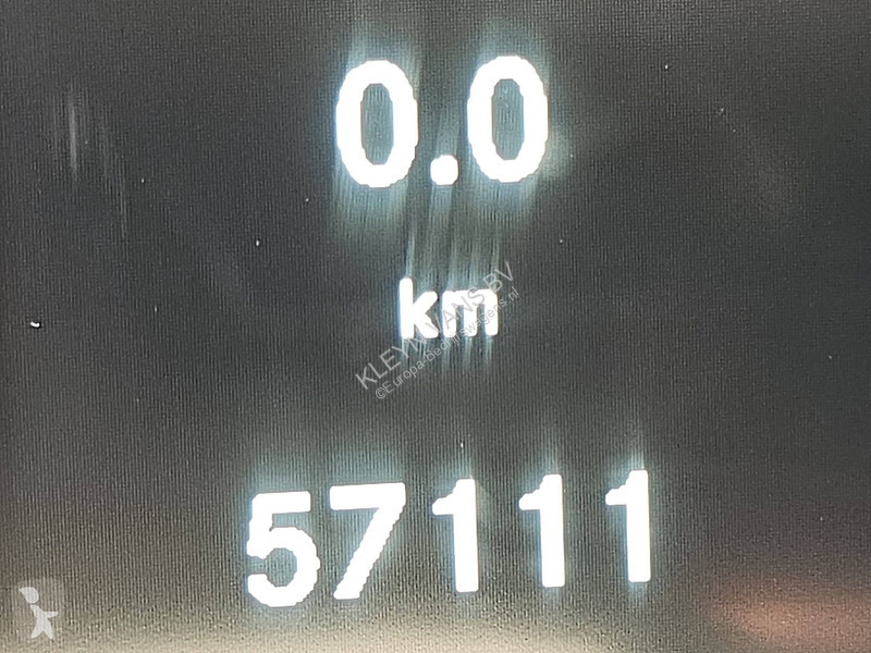 عربة نفعية Mercedes 66Kwh Wltp 292 kms