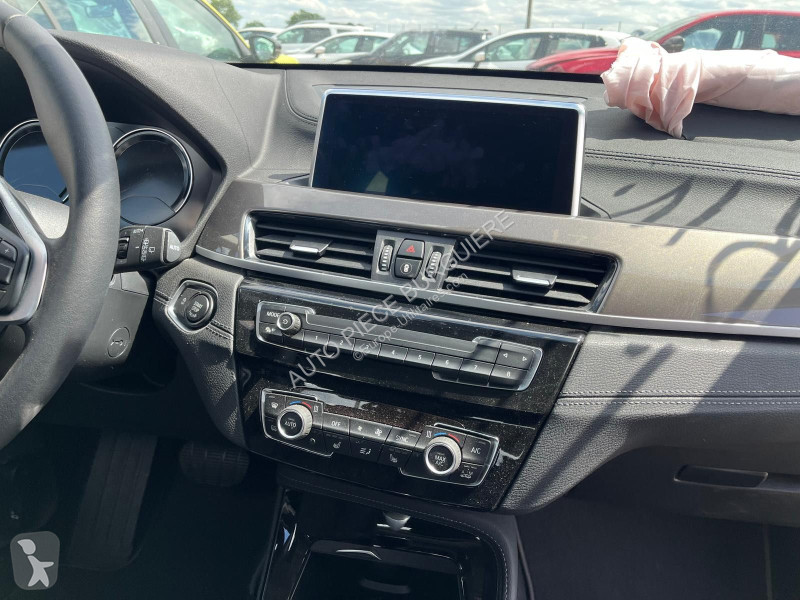 Samochód dostawczy BMW X1 18i 1.5i SDrive 136...