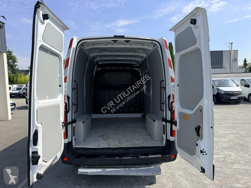 عربة نفعية Renault MASTER III FG F3500 L2H2 2.3...