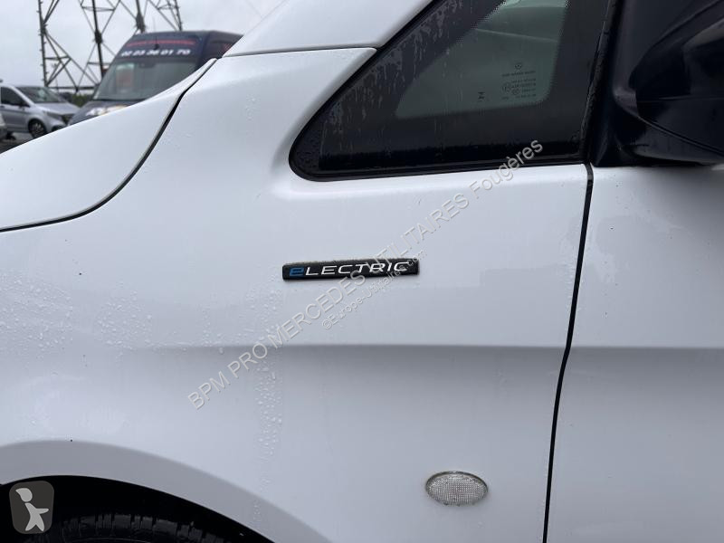 عربة نفعية Mercedes Vito Fg 112 116ch Long...