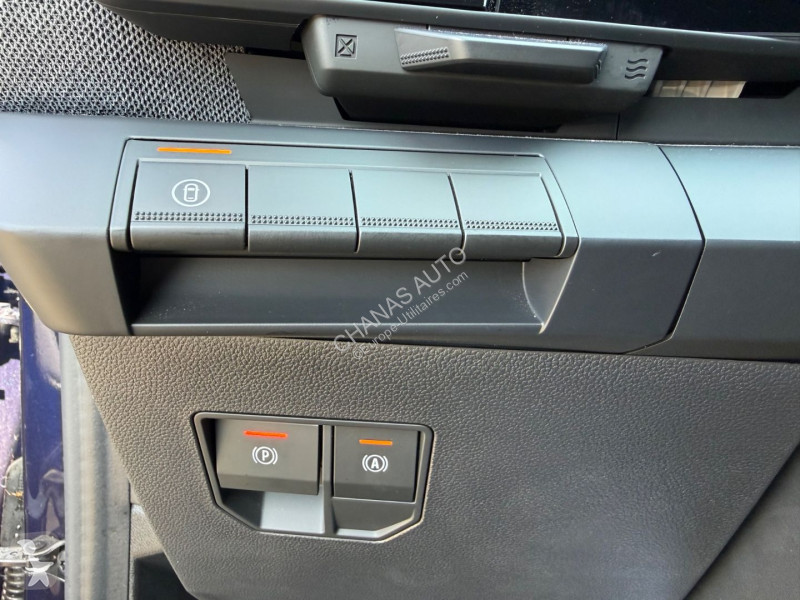 Véhicule utilitaire Renault E-tech 220 ch Techno