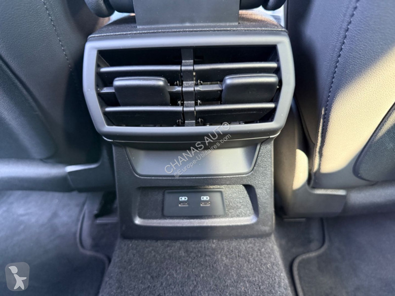 Véhicule utilitaire Audi 40 TFSIe 204 Design...