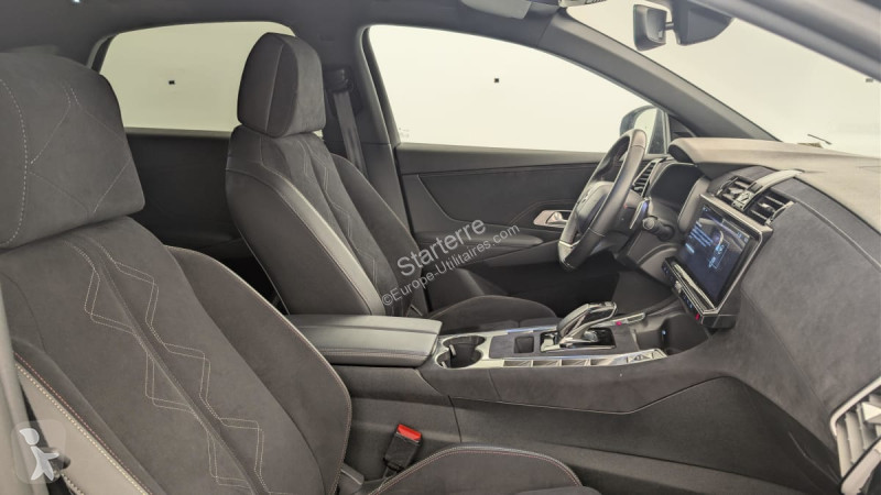 Véhicule utilitaire DS
