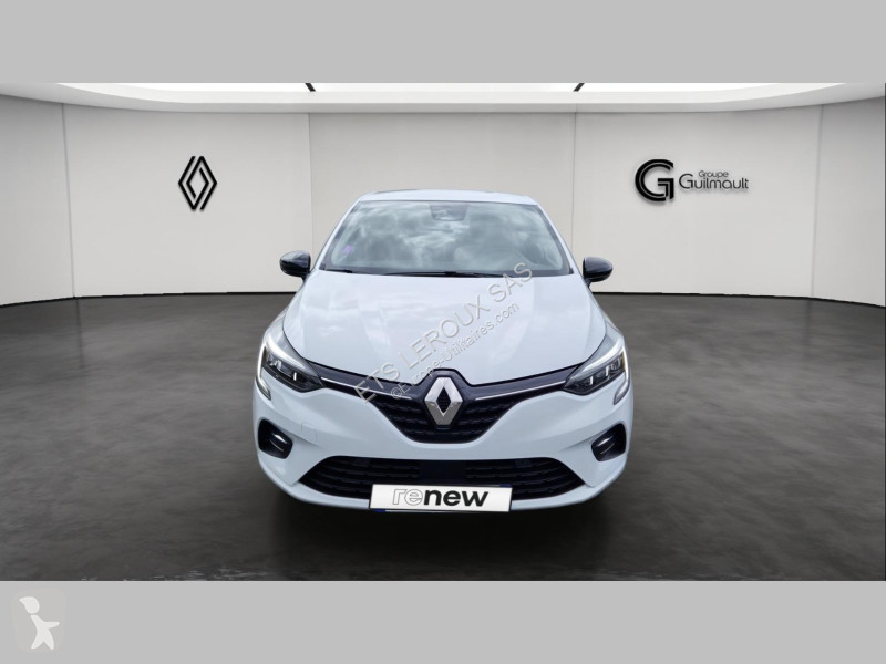 عربة نفعية Renault CLIO V