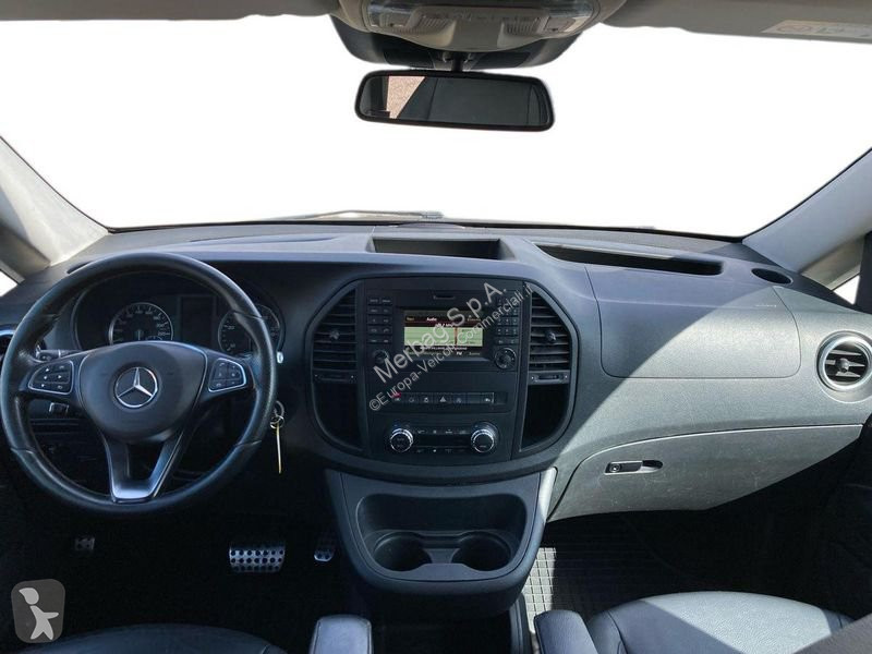عربة نفعية Mercedes 119 Tourer Select Long