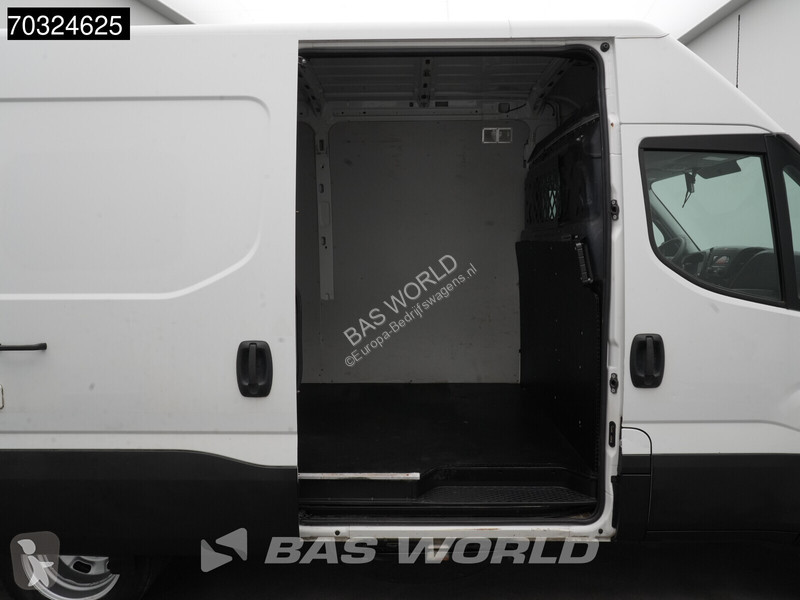 Bedrijfswagen Iveco 35C14 Dubbellucht L2H2 3,5t...