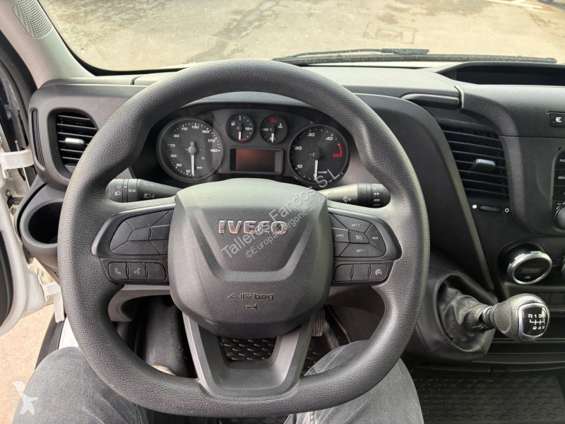 Furgoneta Iveco  35S16 V 12m3