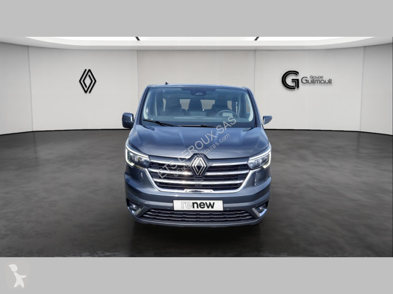 Véhicule utilitaire Renault TRAFIC