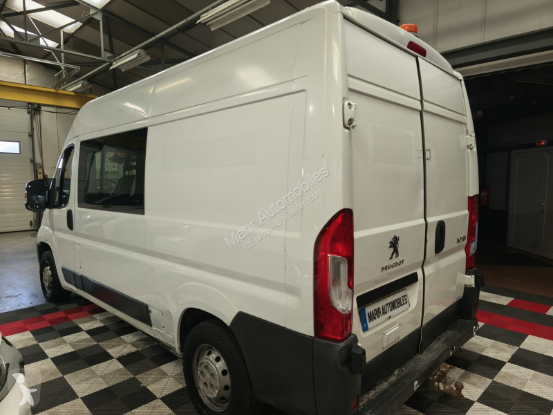 Véhicule utilitaire Peugeot BOXER FG
