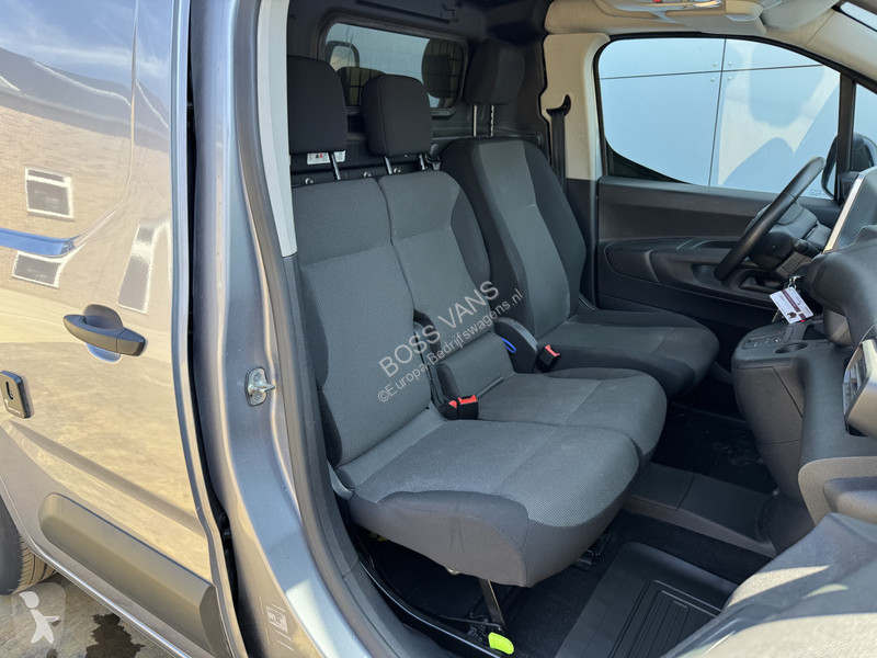 Furgoneta Toyota Comfort 50 kWh L1 Snelladen...