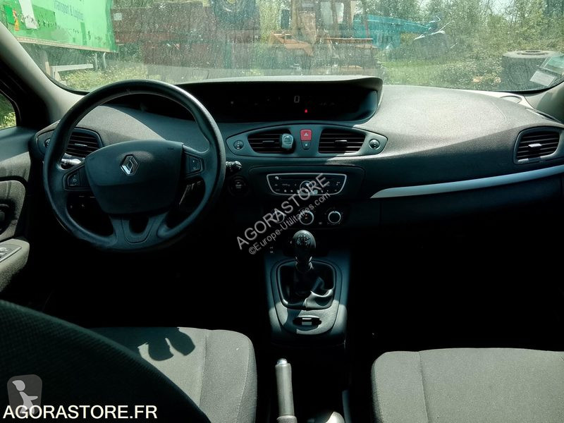 Véhicule utilitaire Renault MEGANE