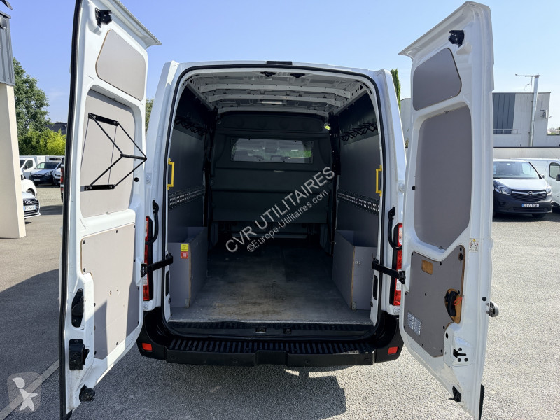 عربة نفعية Renault MASTER III FG F3500 L3H2 2.3...