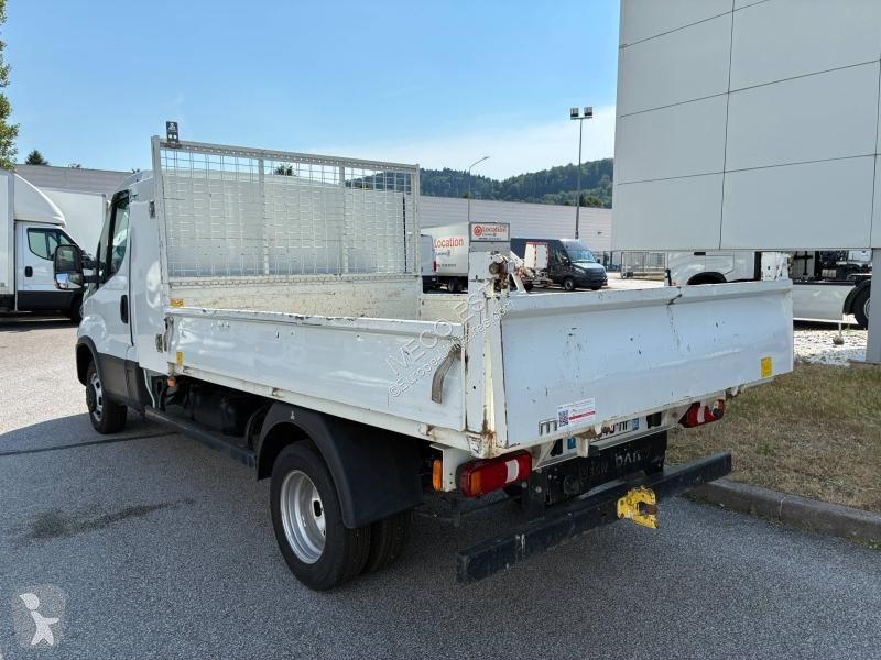 Véhicule utilitaire Iveco CCb 35C16H3.0 L -...