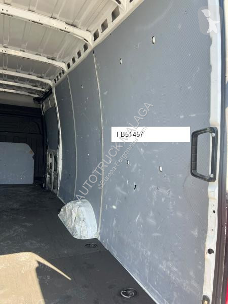 Furgoneta Iveco 35-160