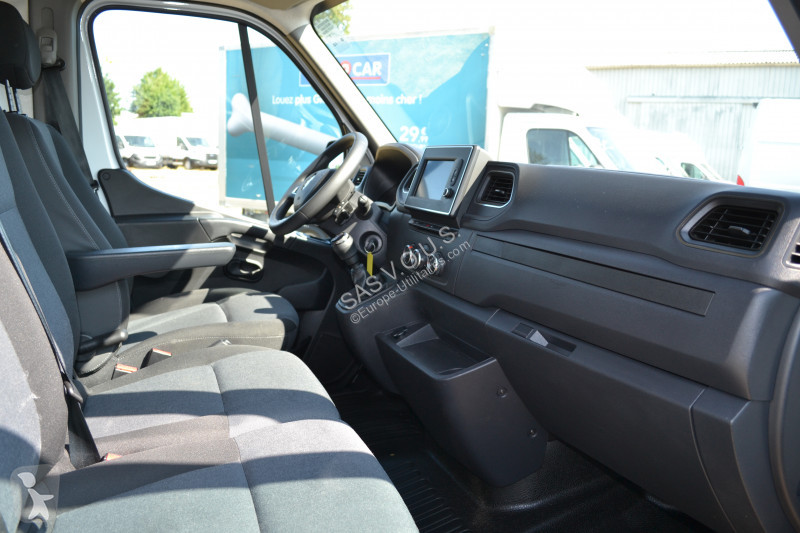 Véhicule utilitaire Renault RENAULT MASTER III...