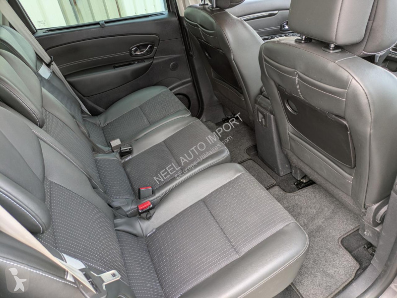 Renault SCENIC III BOSE 1.5 DCI 110CH EDC BOITE...