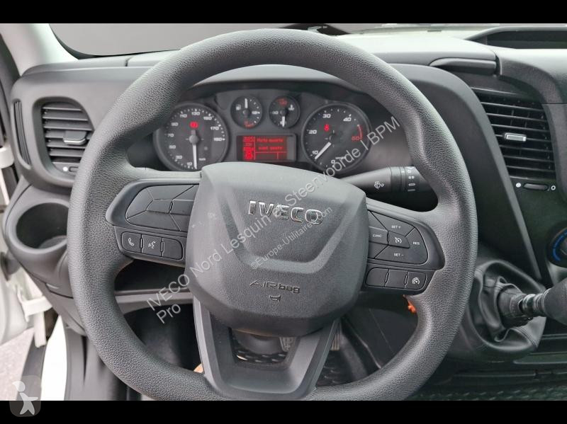Véhicule utilitaire Iveco CCb 35C16H...