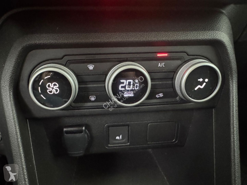 Véhicule utilitaire Dacia 1.0 TCe 110 Extreme...