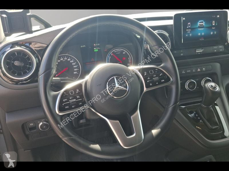 عربة نفعية Mercedes e Long Select