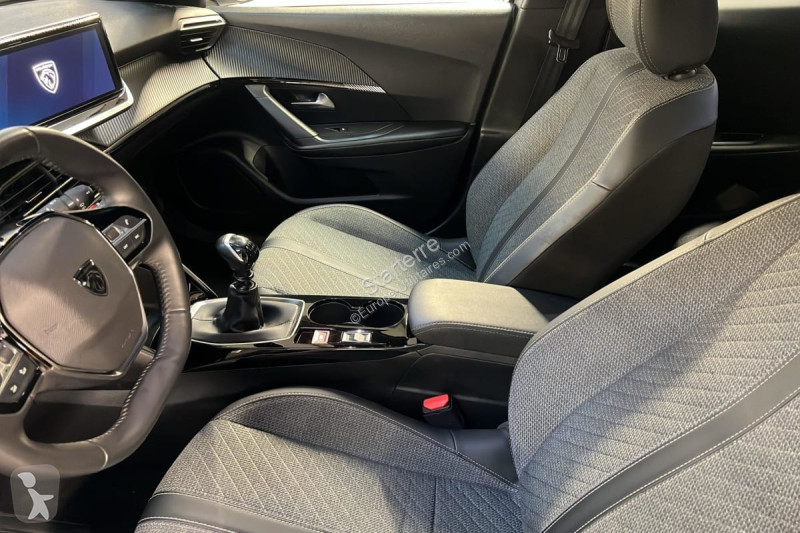 Véhicule utilitaire Peugeot