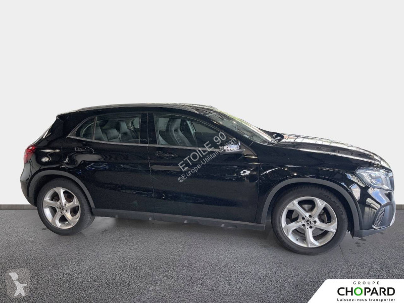 Samochód dostawczy Mercedes GLA 180 7-G DCT