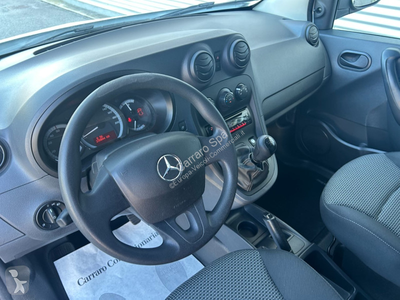 عربة نفعية Mercedes CITAN FURGONE E MIXTO