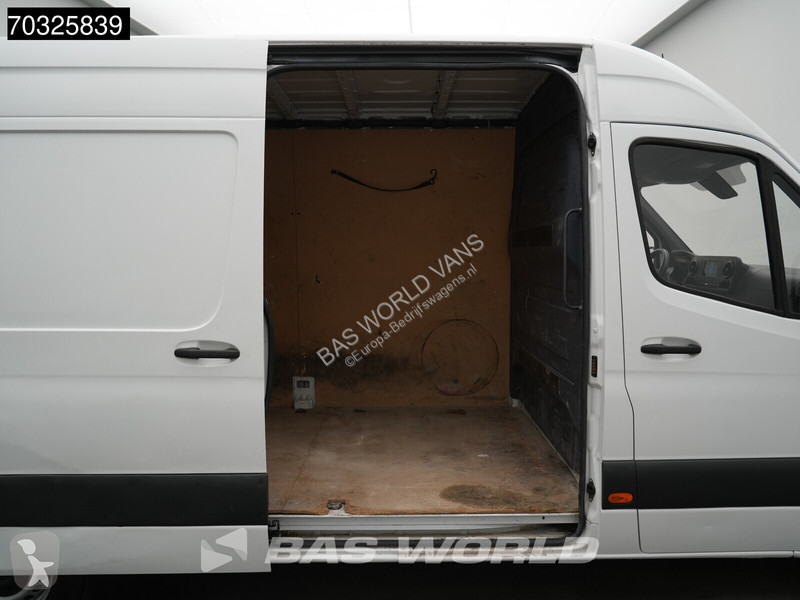 Bedrijfswagen Mercedes 311 CDI L2H2 Airco...