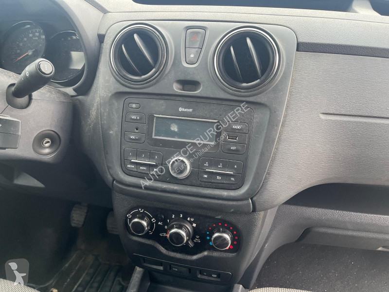 Véhicule utilitaire Dacia DACIA 1.6 SCe 100...