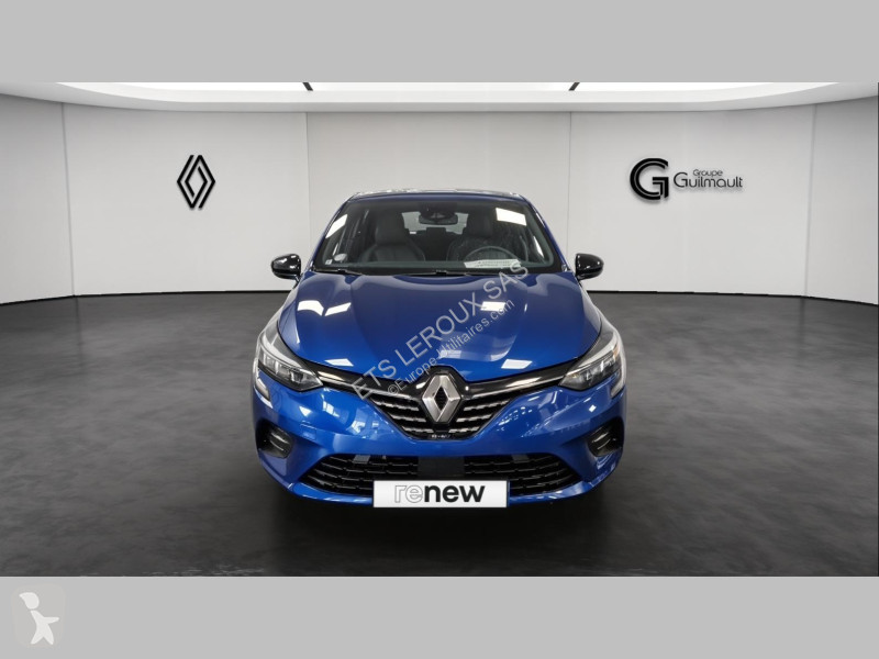 عربة نفعية Renault CLIO V