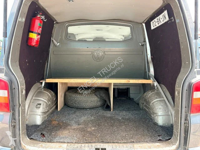 Volkswagen T5 DOUBLE CAB 5-CILINDER (6 GEARS...