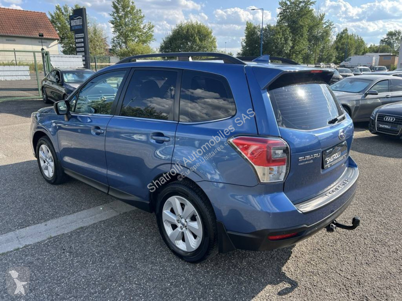 Samochód dostawczy Subaru III 2.0D 147ch 4X4...