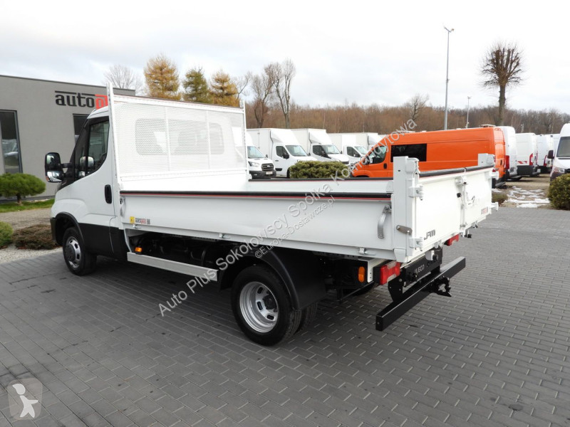 Furgoneta Iveco 35C18 DAILY
