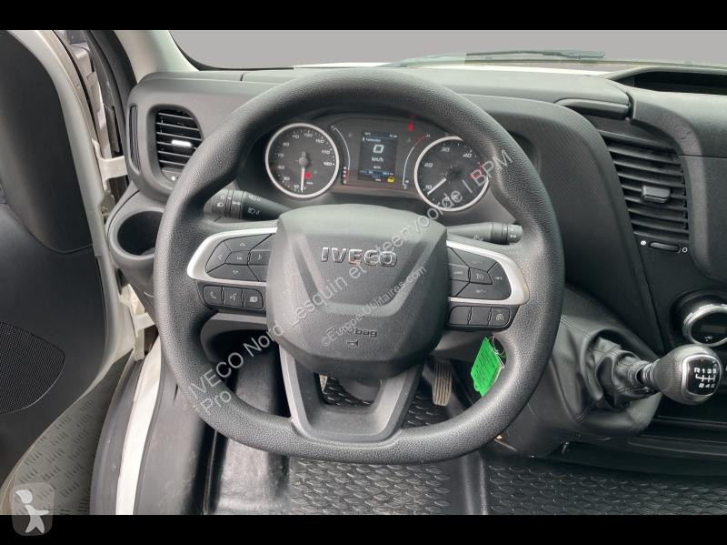 Véhicule utilitaire Iveco 35S Fg 35S14 V12 FOURGON