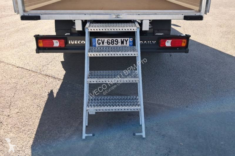 Furgoneta Iveco