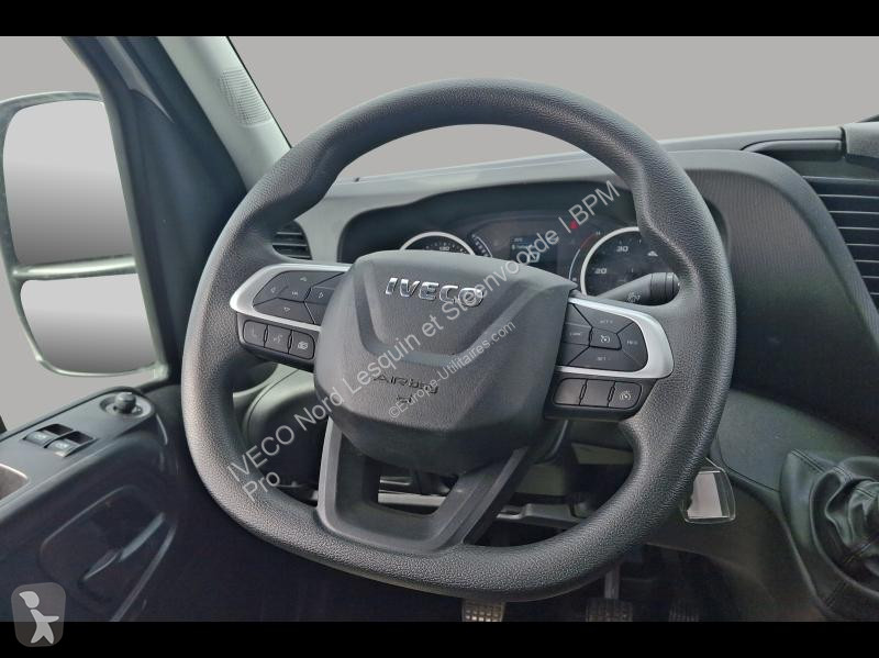 Véhicule utilitaire Iveco CCb 35C16H...