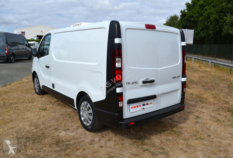 Véhicule utilitaire Renault RENAULT TRAFIC III...