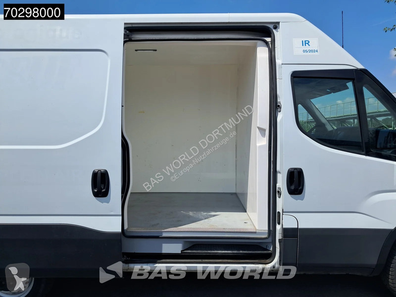 Furgoneta Iveco 35S14 L2H2 3,5t Anhangelast...