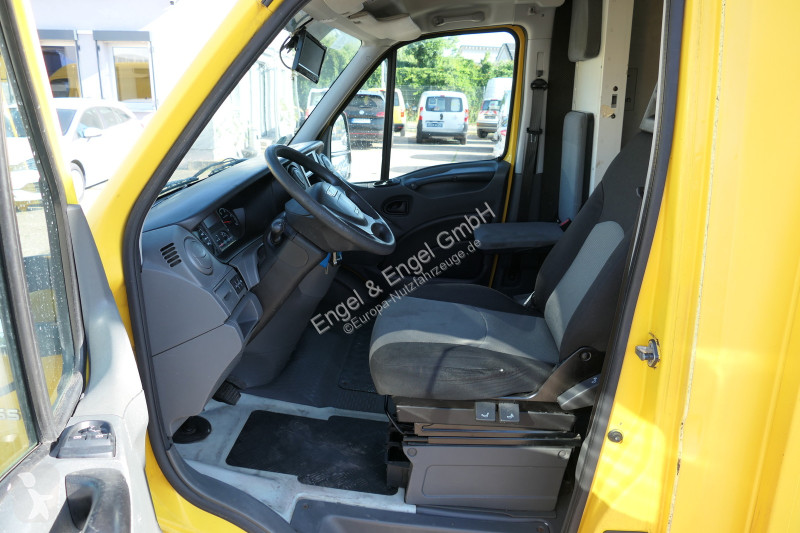Veicolo commerciale Iveco Daily 35 S11 C30C...