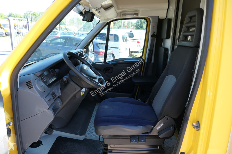 Furgoneta Iveco Daily 35 S11 C30C AUTOMATIK...