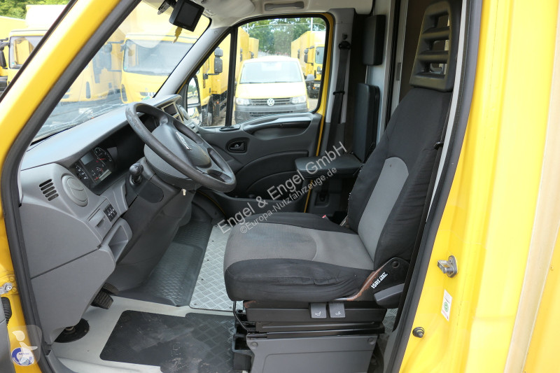 Veicolo commerciale Iveco Daily 35 S11 C30C...