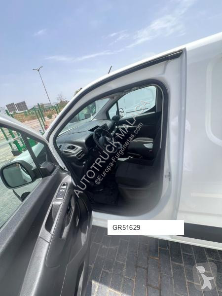 عربة نفعية Citroën BERLINGO XL  BlueHDI 100
