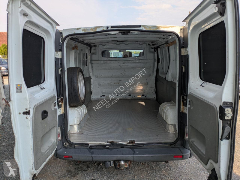 Véhicule utilitaire Renault TRAFIC II L1H1 DCI...