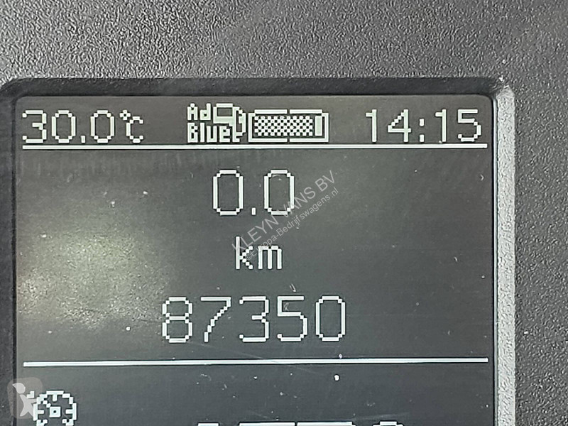 عربة نفعية Mercedes 315 L2H1 RWD Mbux AC