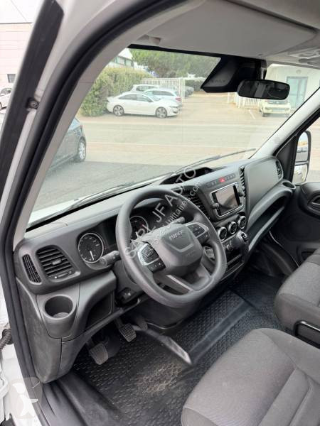Samochód dostawczy Iveco