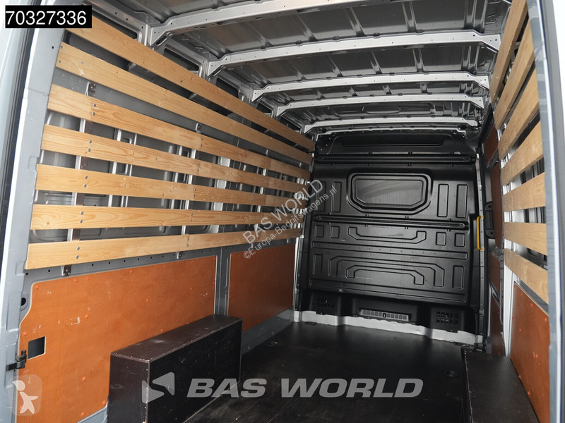 Volkswagen 140pk Automaat L3H3 Trekhaak Airco...