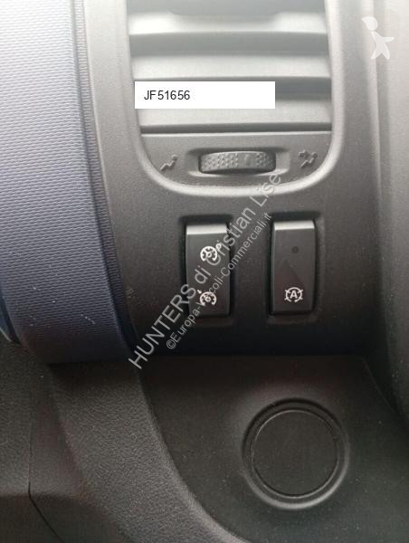 Véhicule utilitaire Opel 6 posti